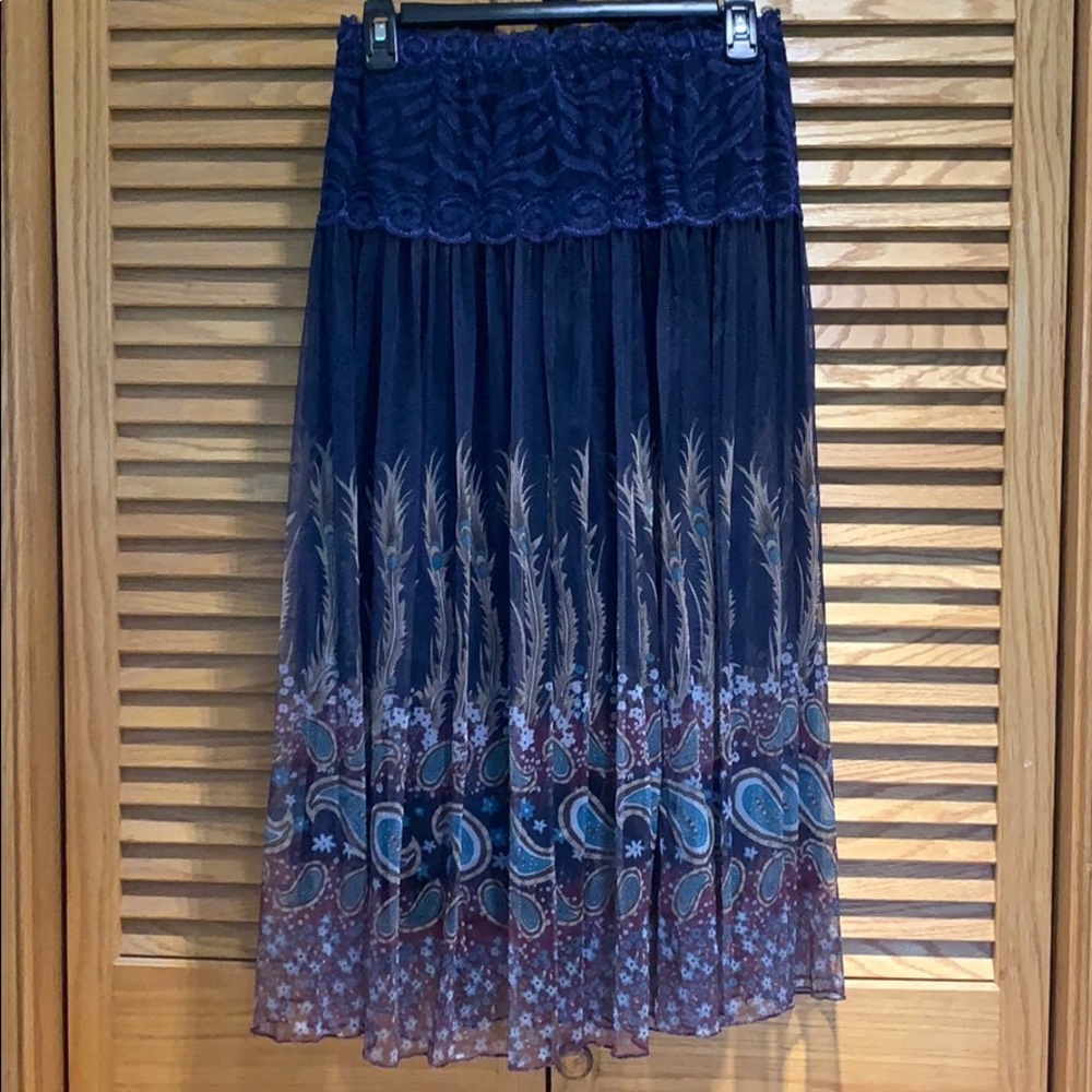Dark blue patterned mesh pleated midi skirt